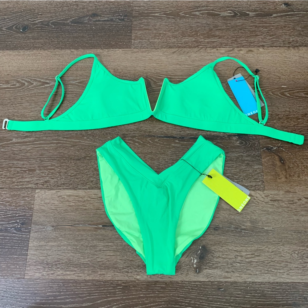 Vibrant Green Women's Bikini Set